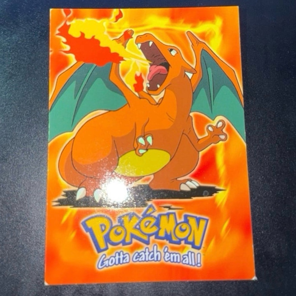 Topps Charizard E6 of 12 tv series 1 black label 2000 Art Rare WOTC non-holo